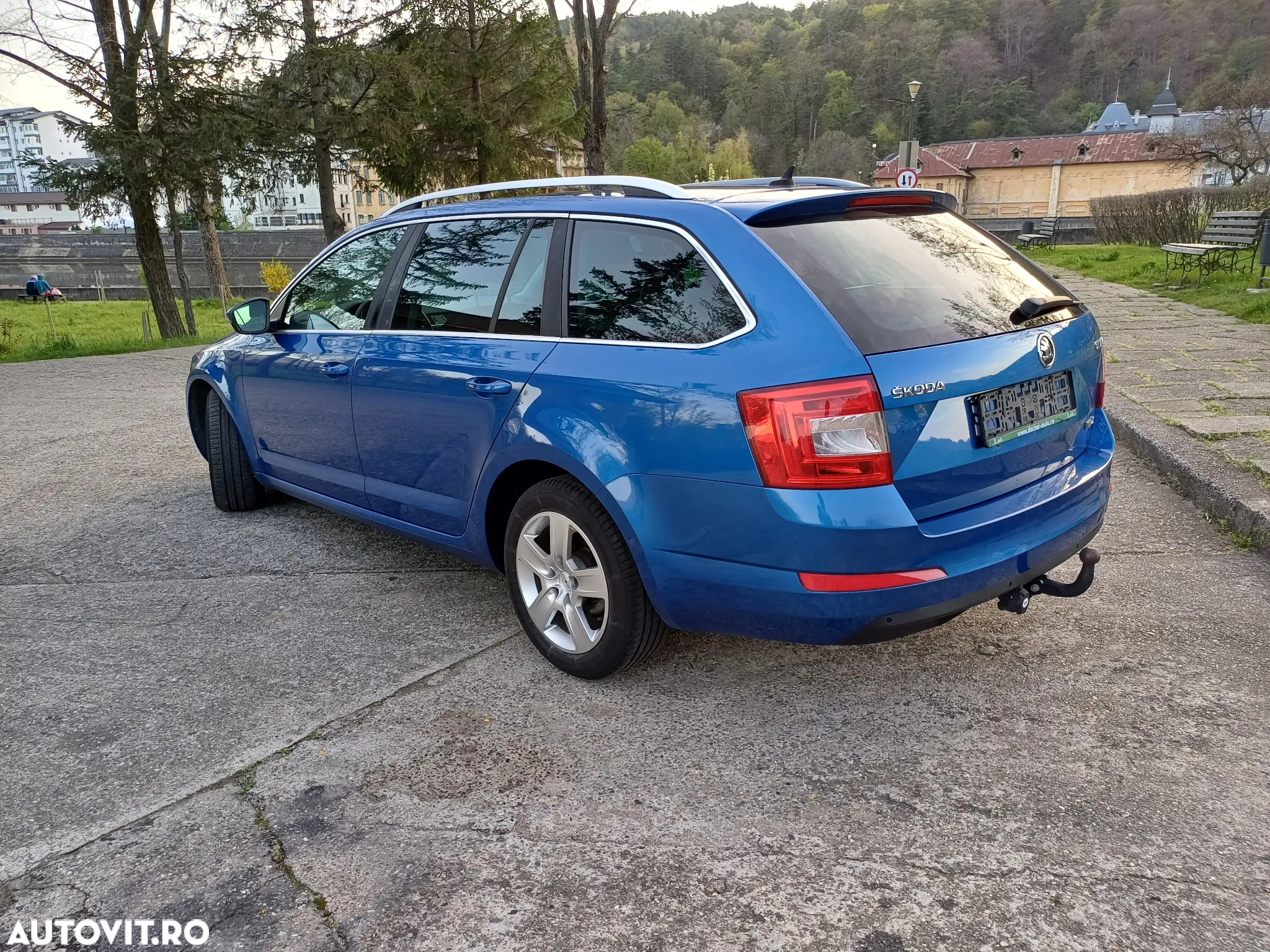 Skoda Octavia Combi Diesel 2.0 TDI Style - 18