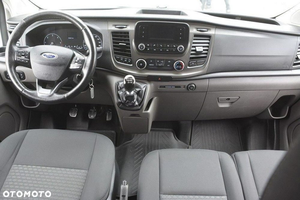 Ford Transit Custom - 12