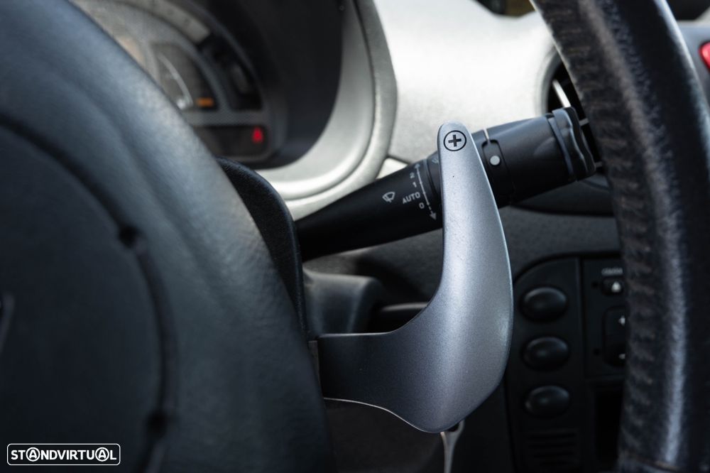Citroën C2 1.4 HDi VTR Sensodrive - 17