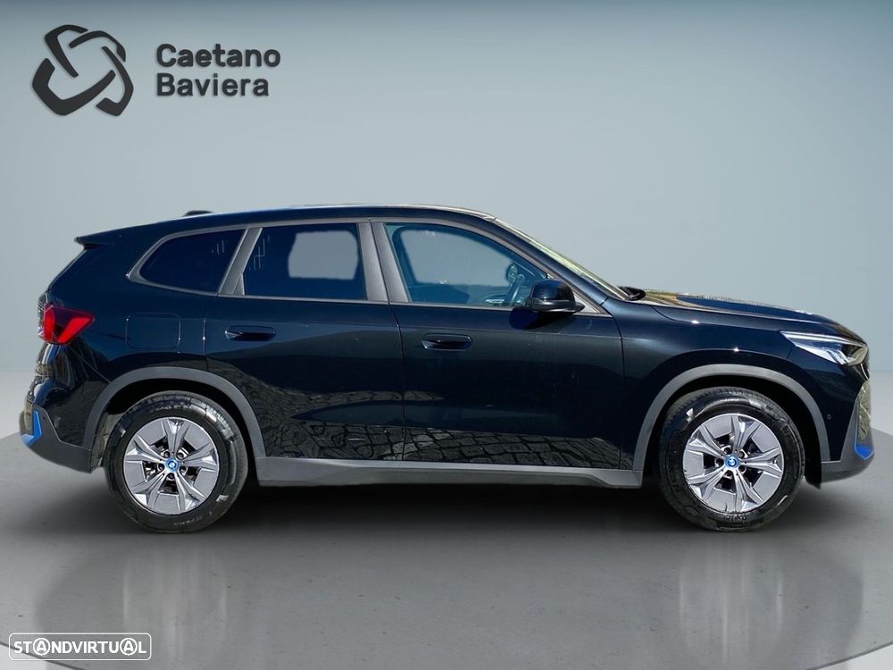 BMW iX1 xDrive30 - 23