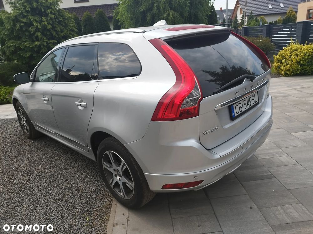 Volvo XC 60 T6 AWD Momentum - 3