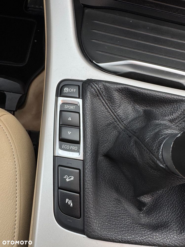 BMW X3 xDrive20d - 20