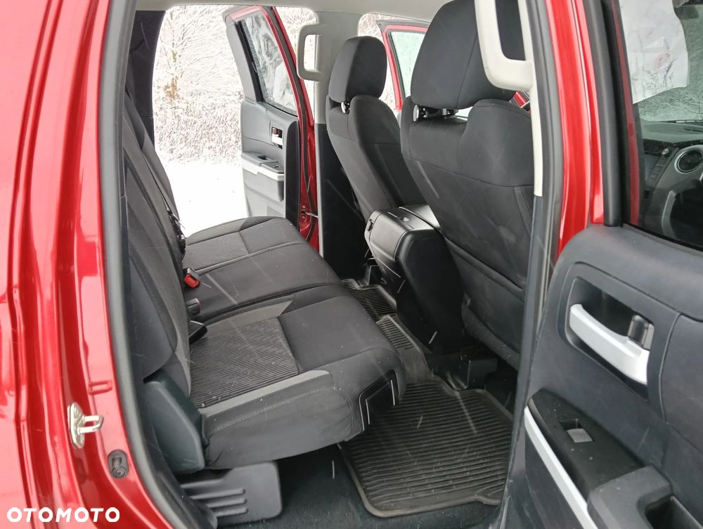 Toyota Tundra 5.7 4x4 Double Cab SR5 - 17