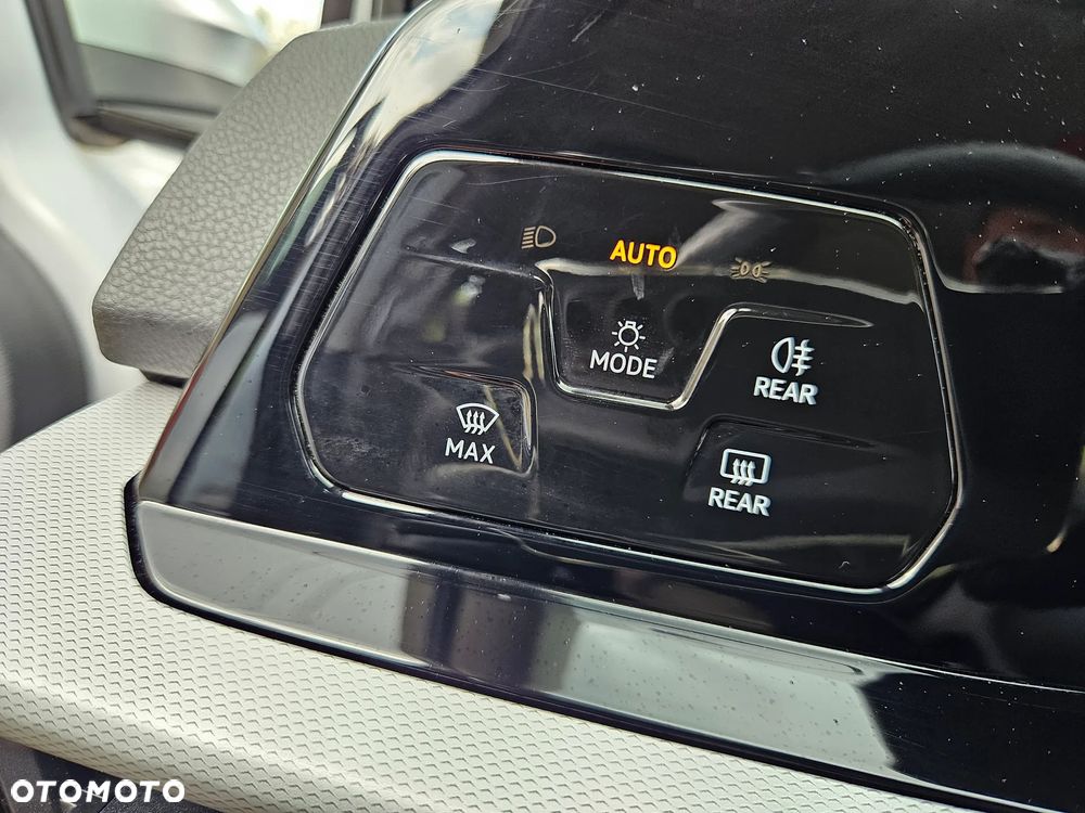 Volkswagen Golf VIII 2.0 TDI Life - 19