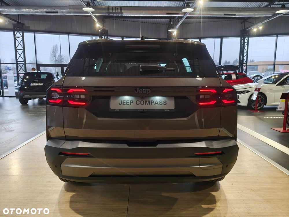 Jeep Compass 1.2 T3 mHEV Altitude FWD DCT - 8