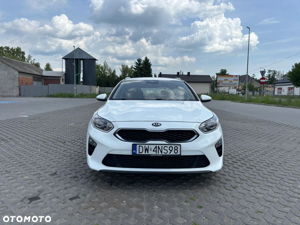 Kia Ceed 1.5 T-GDI L Business Line DCT - 2