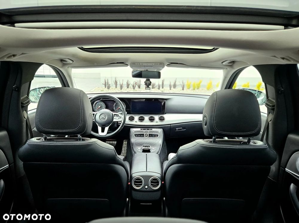 Mercedes-Benz Klasa E 220 d 9G-TRONIC - 15