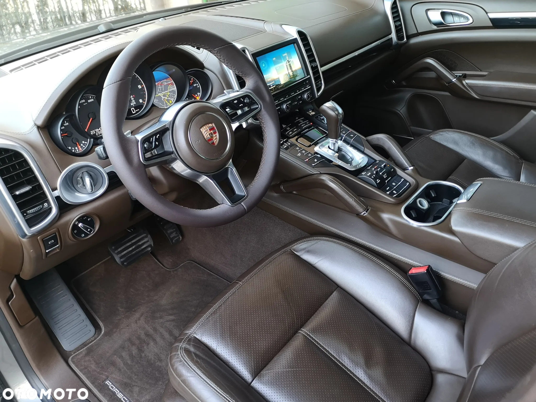Porsche Cayenne Diesel Platinum Edition - 14