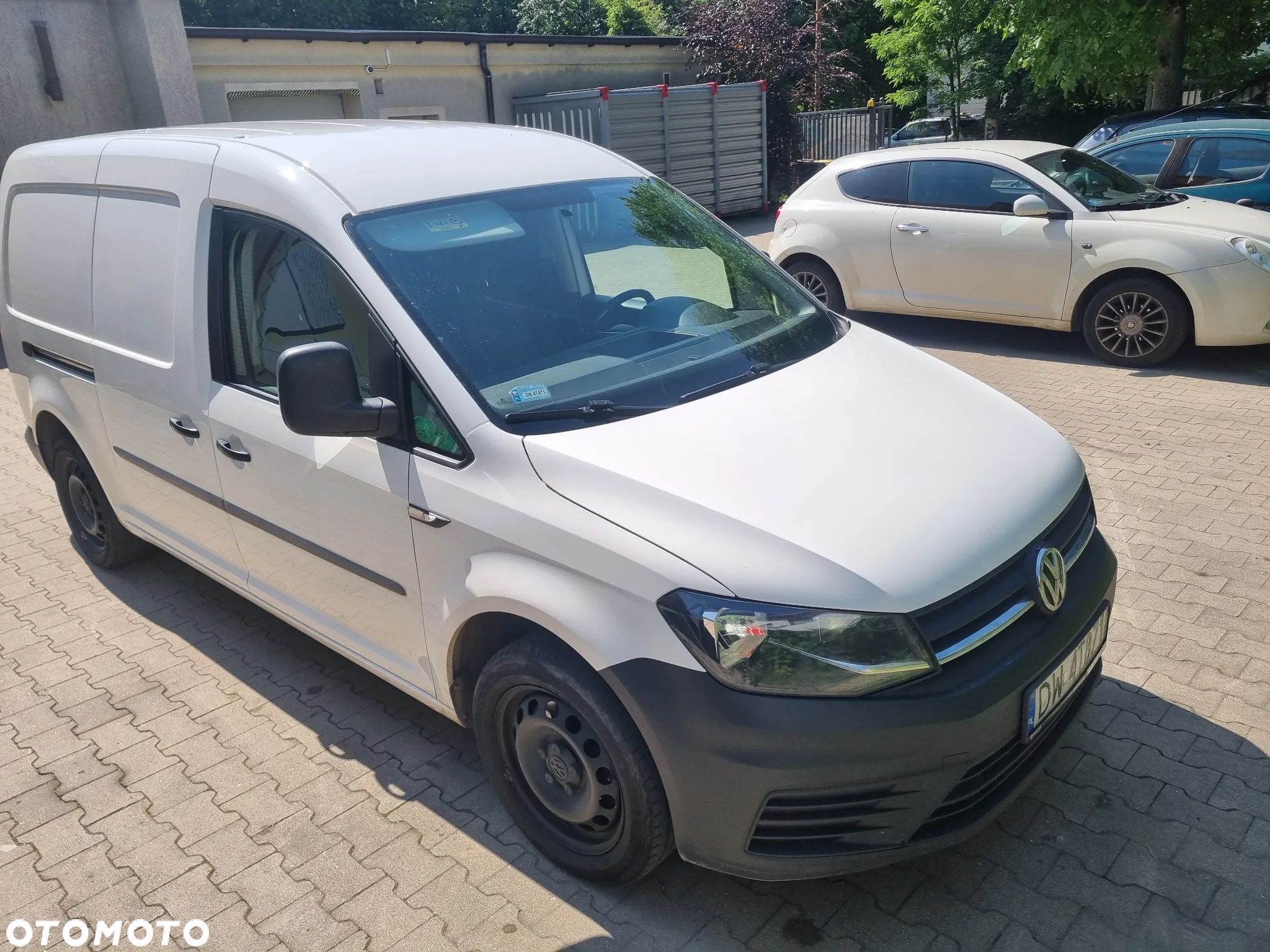 Volkswagen Caddy Maxi 2.0 TDI - 1