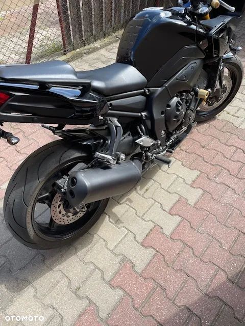 Yamaha FZ8 - 3