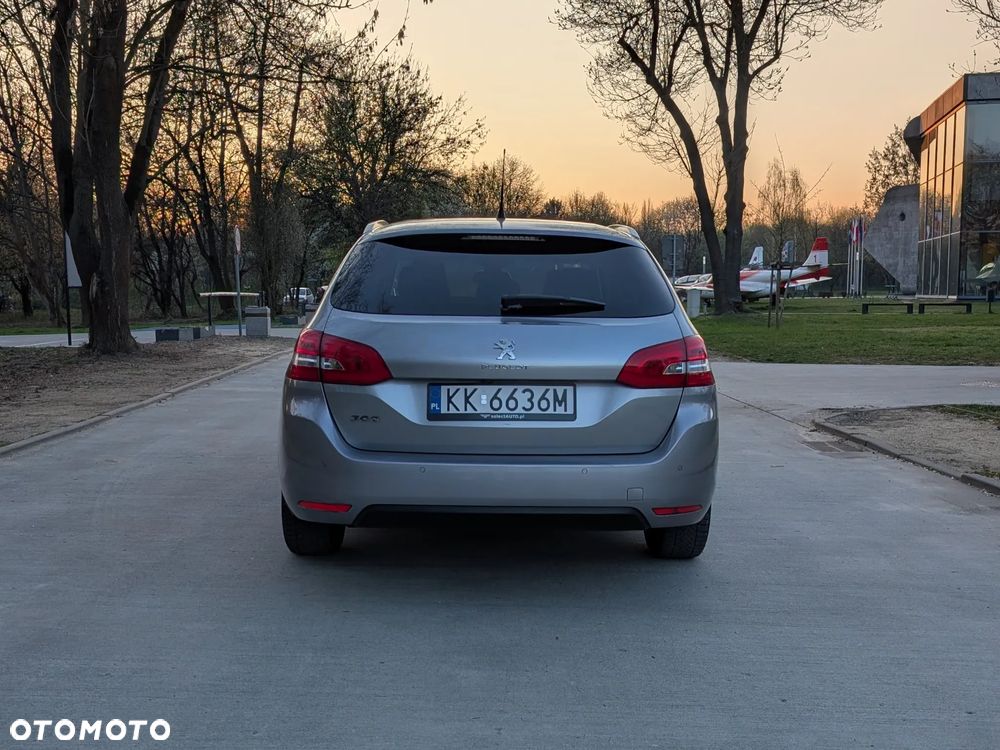 Peugeot 308 BlueHDi 130 EAT8 Stop & Start Allure Pack - 6