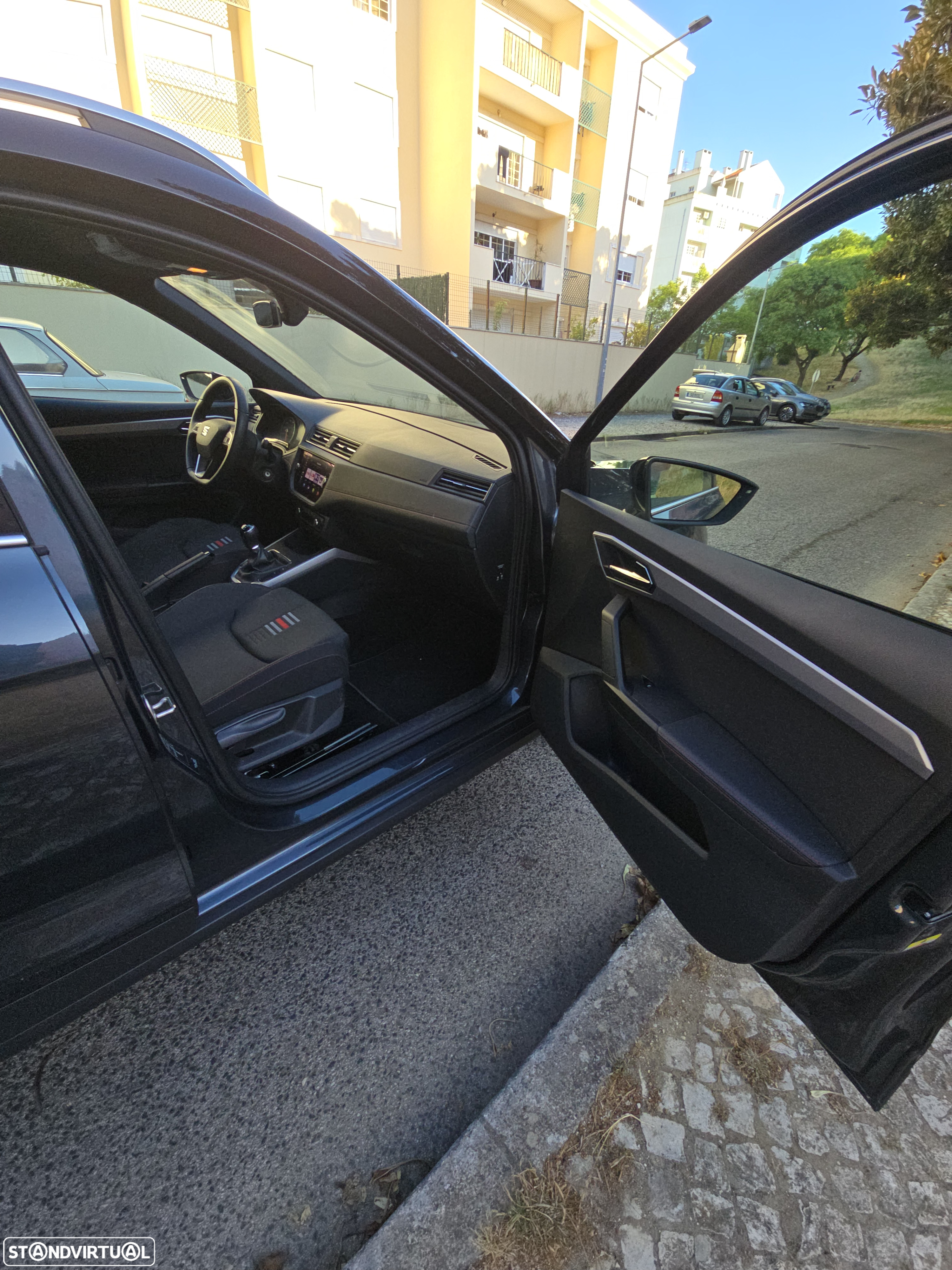 SEAT Arona 1.0 TSI FR - 13
