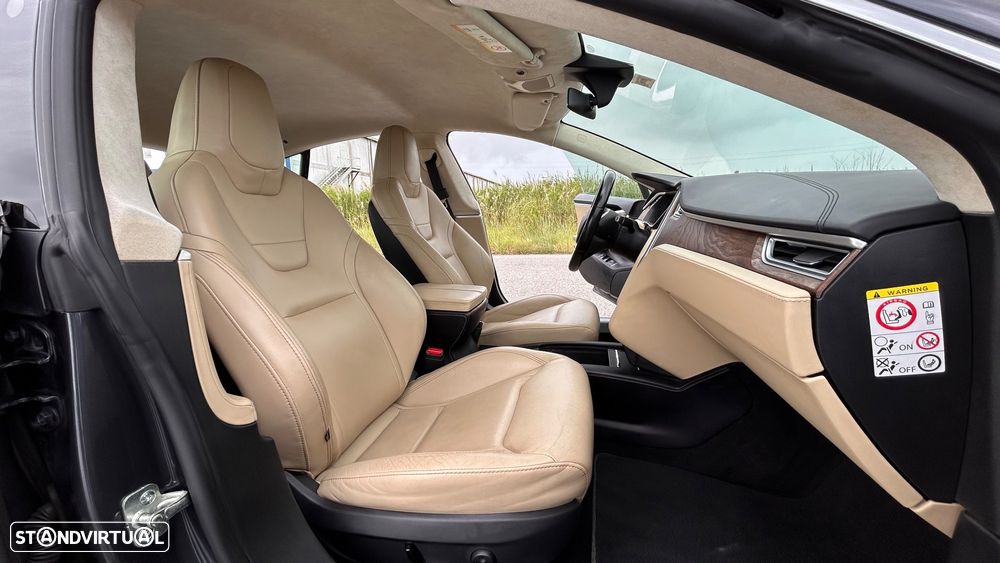 Tesla Model S Dual Motor AWD - 12