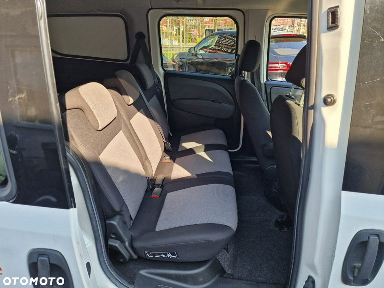 Fiat Doblo Maxi 1.3 MJ Dynamic - 23