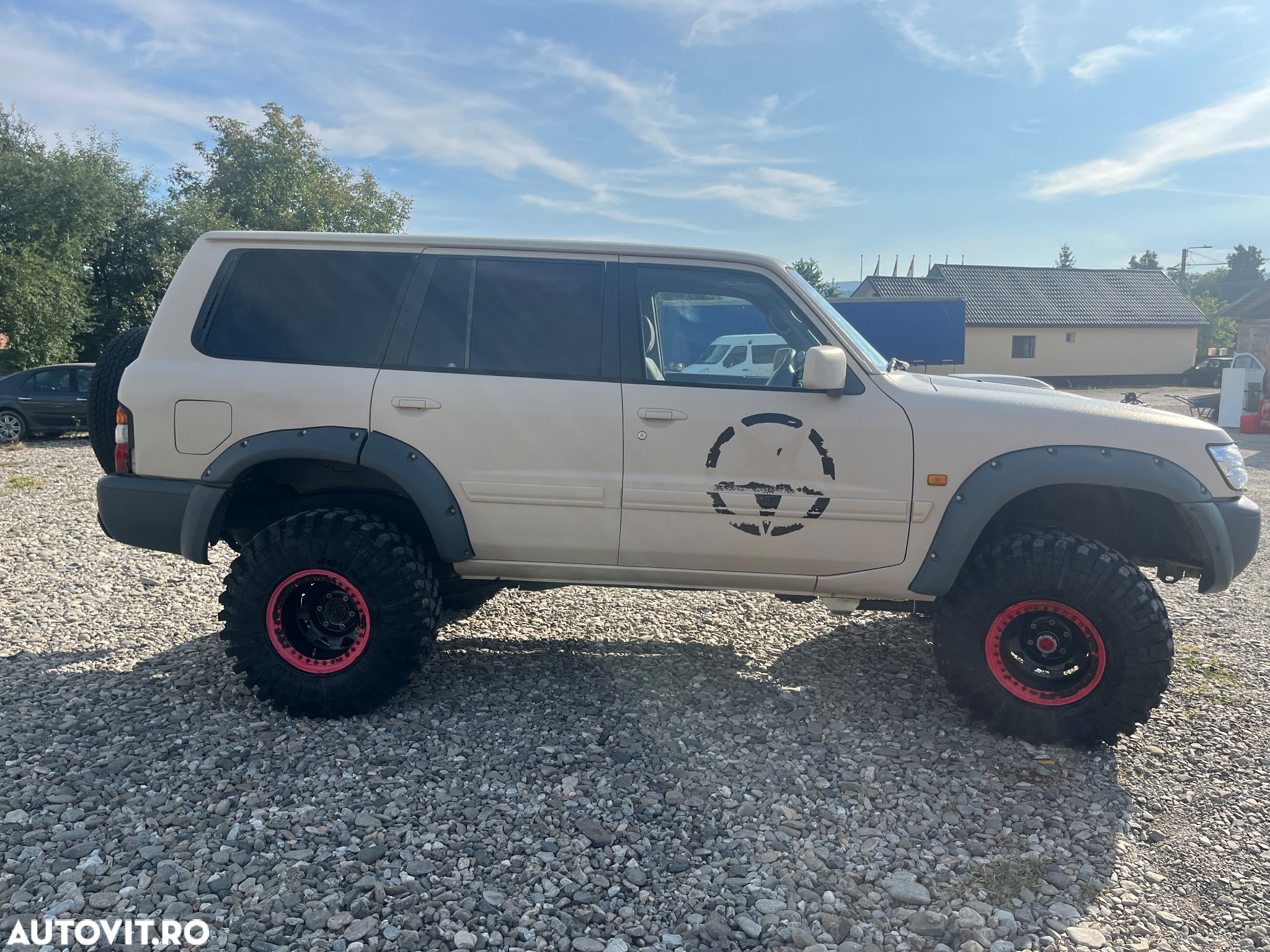 Nissan Patrol - 7