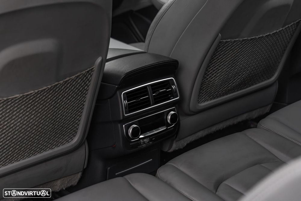 Audi Q7 3.0 TDI quattro tiptronic - 28