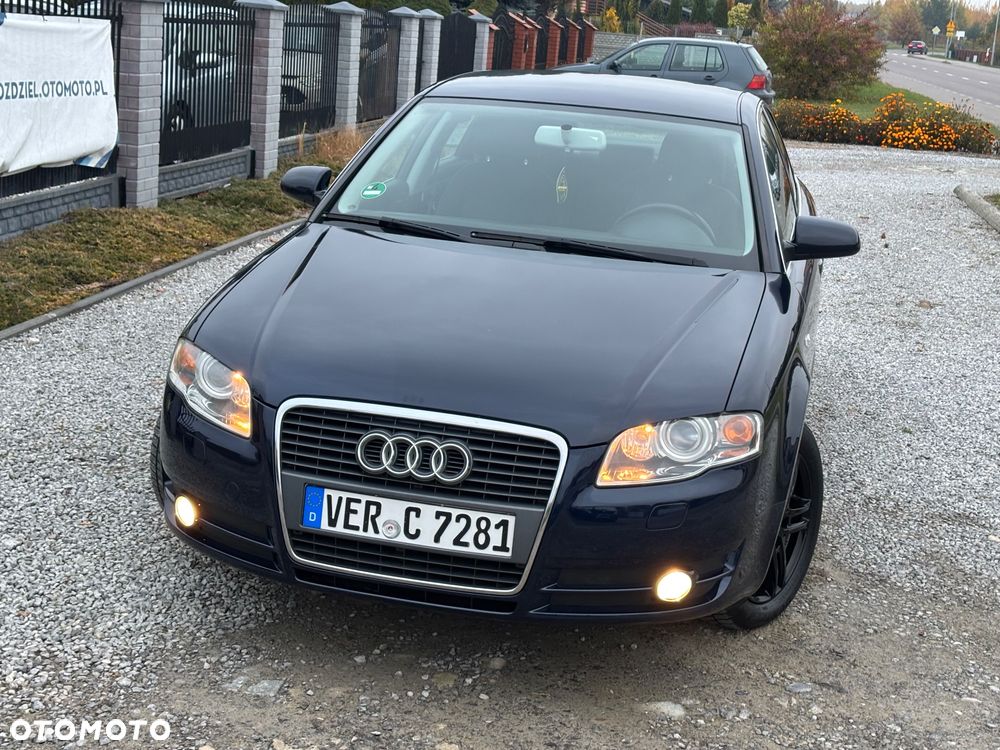 Audi A4 Limousine