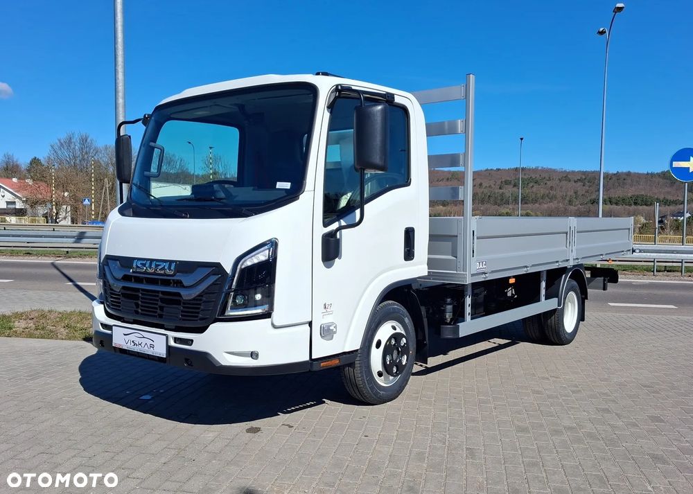 Isuzu M27 skrzynia otwarta 4.5m - 3