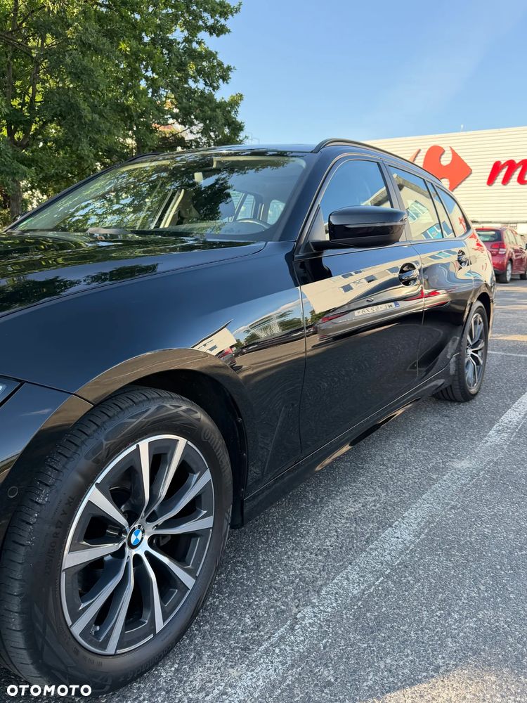 BMW Seria 3 318d mHEV - 7