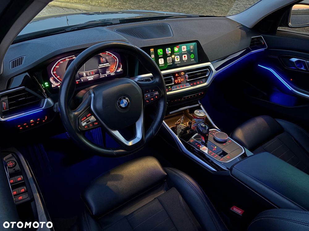 BMW Seria 3 320d Sport Line Shadow - 9