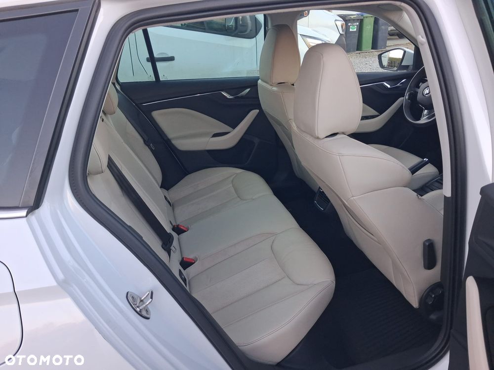 Skoda Kamiq 1.0 TSI Style - 9