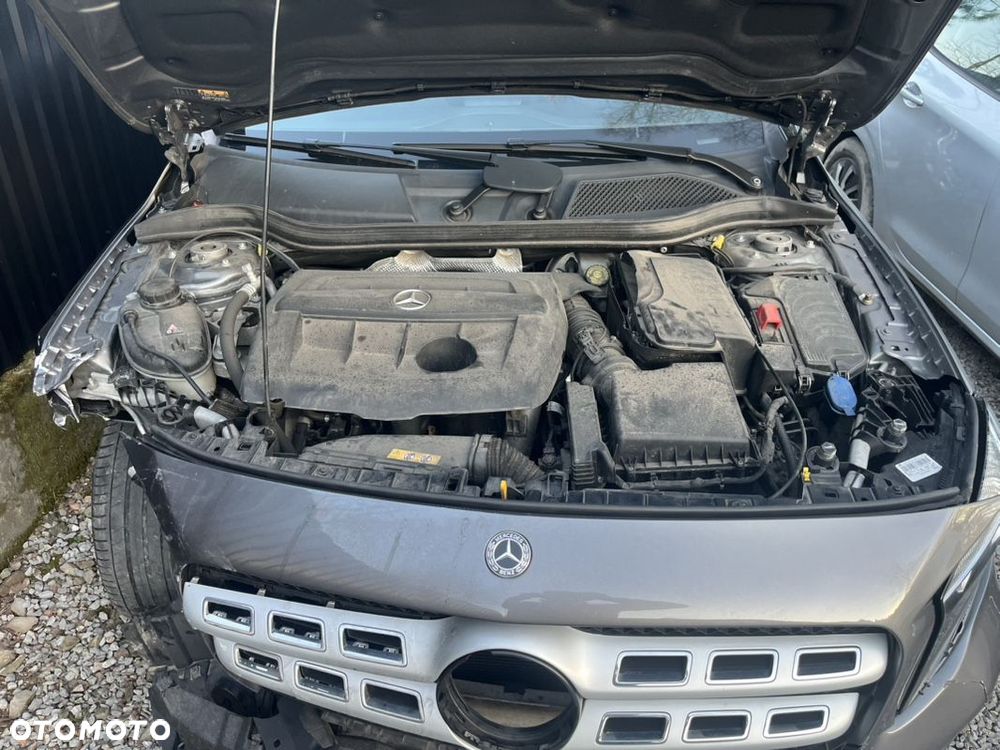 Mercedes-Benz GLA 180 (CDI) d 7G-DCT - 22