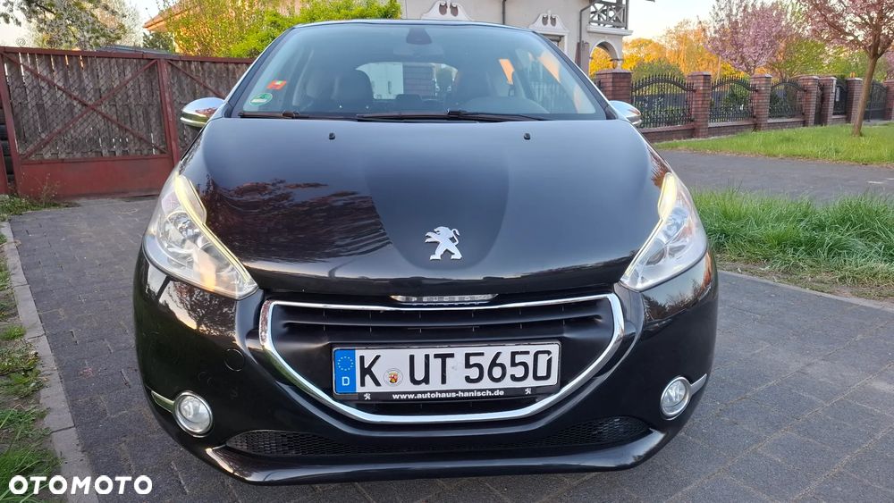 Peugeot 208 - 3