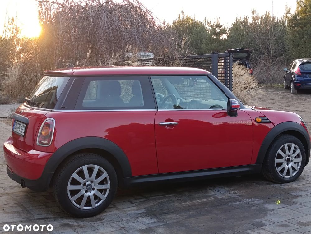 MINI ONE - 8