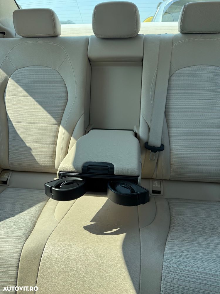 Mercedes-Benz C - 15