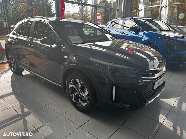 Kia XCeed 1.5 T-GDI 6MT City - 6