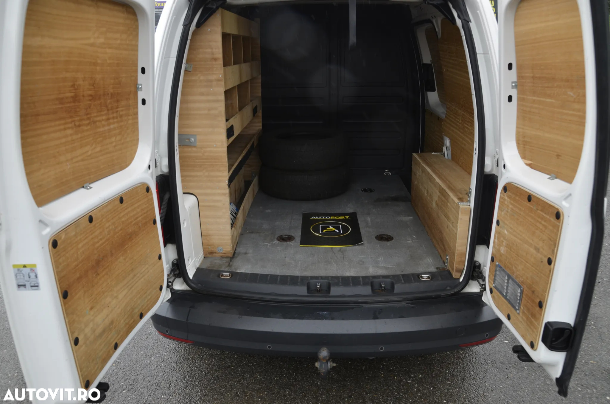 Volkswagen Caddy - 37