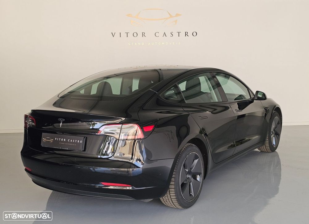 Tesla Model 3 Standard Range Plus RWD - 2