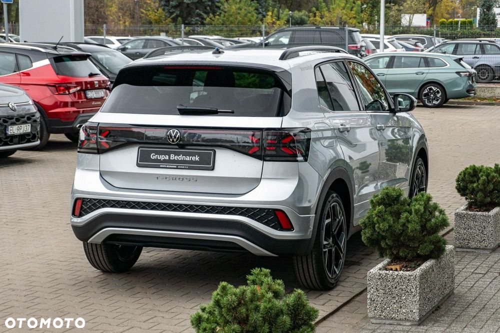 Volkswagen T-Cross - 8