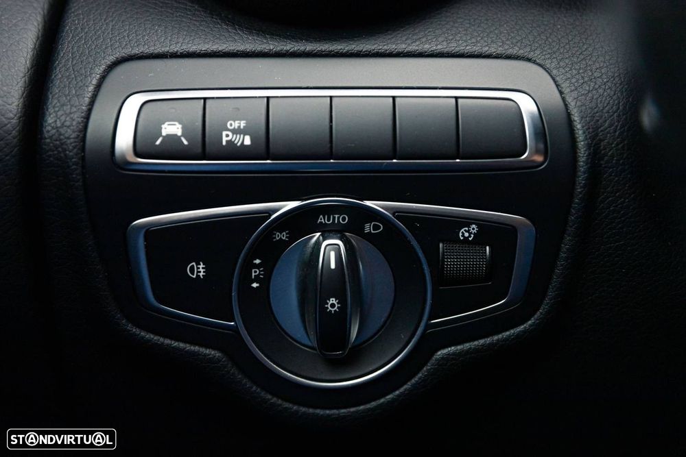 Mercedes-Benz GLC 220 d 4Matic 9G-TRONIC Exclusive - 23
