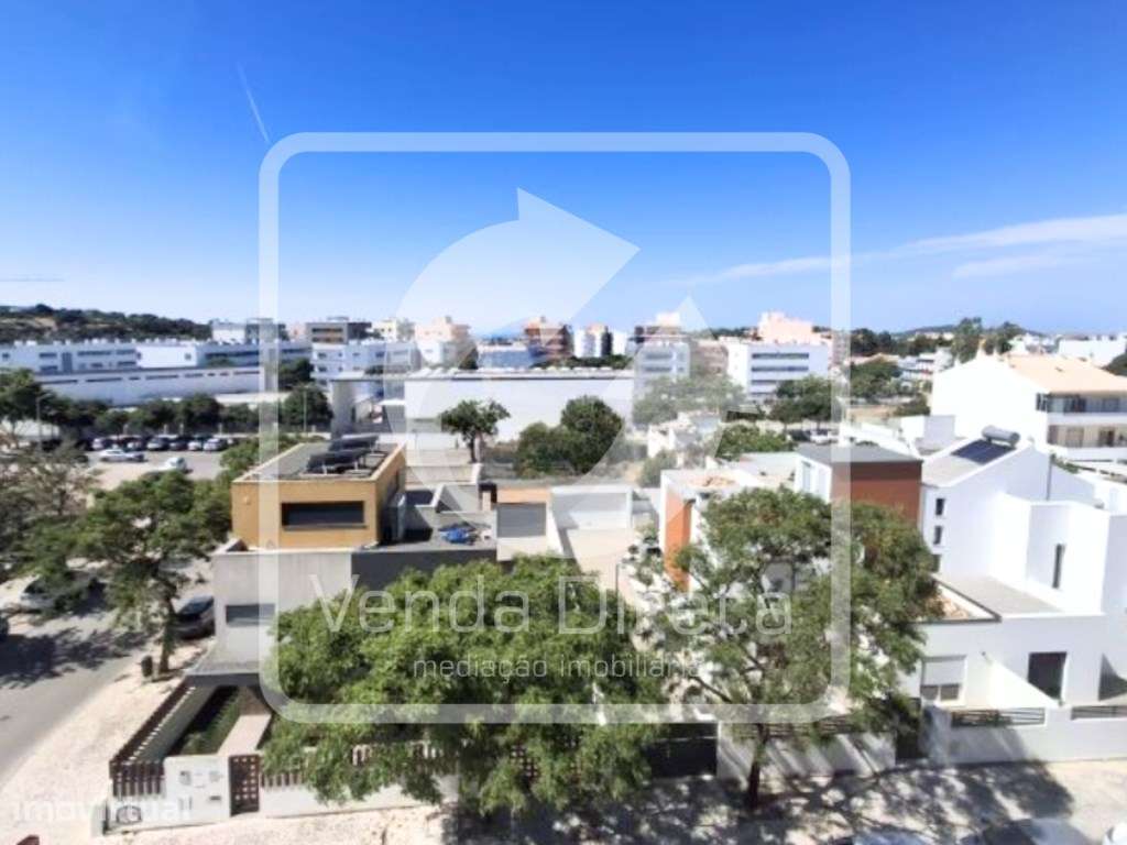 Apartamento T3 com 164 m² e estacionamento em São Clemente, Loulé - Grande imagem: 2/22