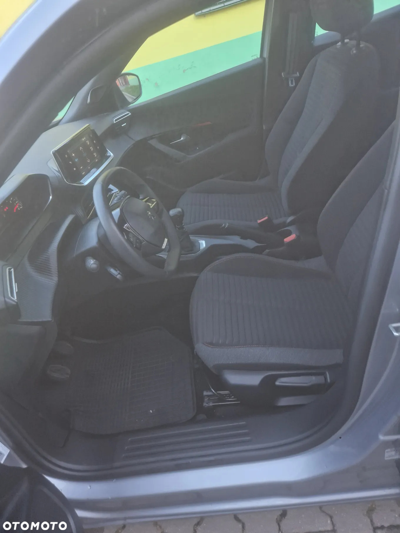 Peugeot 2008 PureTech 100 Allure - 19