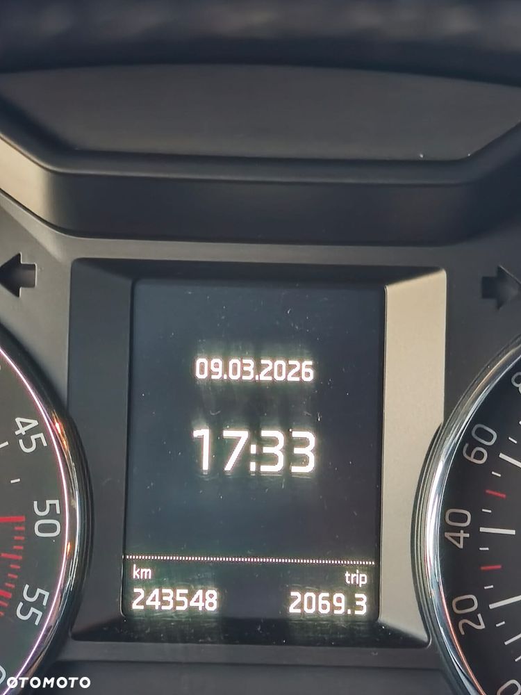 Skoda Octavia 1.6 TDI Ambition DSG - 3