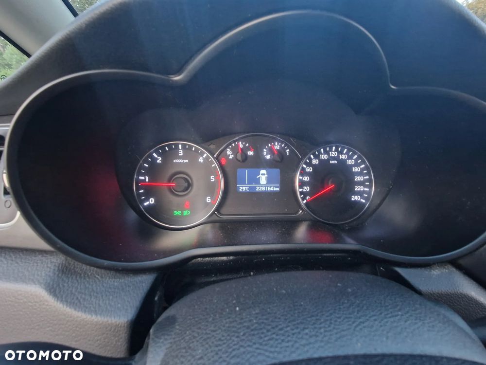 Kia Carens 1.7 CRDi XL - 7