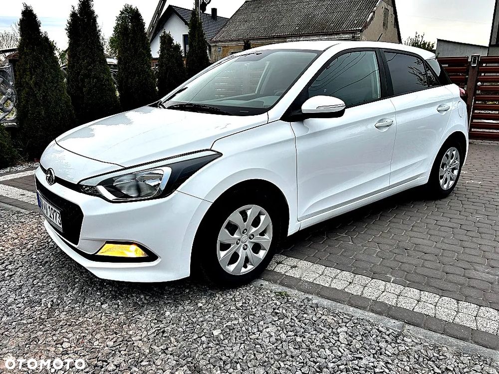 Hyundai i20 blue 1.2 YES Gold - 9
