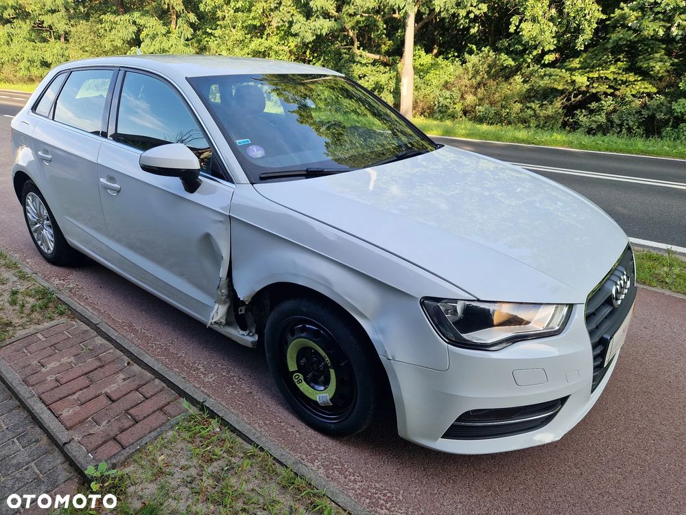 Audi A3 Sportback 1.4 TFSI CoD ultra Ambiente S tronic - 3