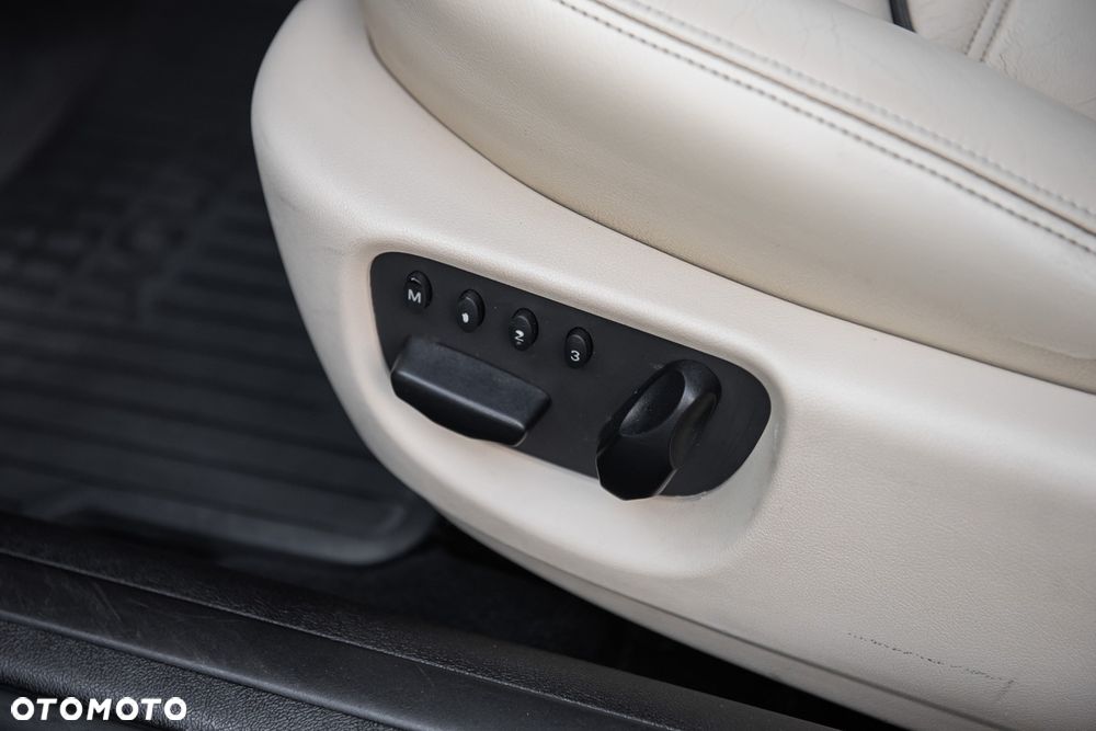 Jaguar X-Type 2.5 Executive - 19
