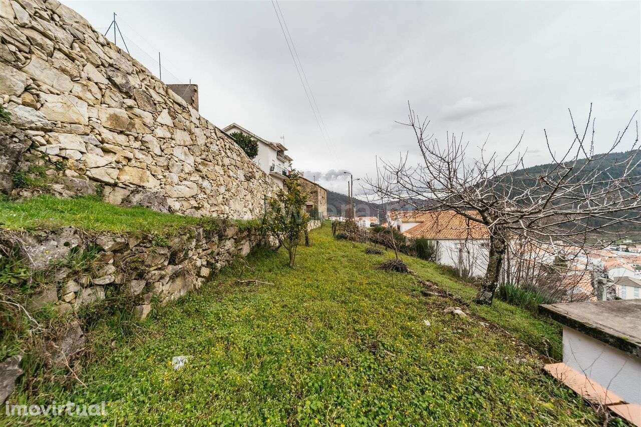 Moradia Isolada T4 / Manteigas, Serra da Estrela - Grande imagem: 4/20
