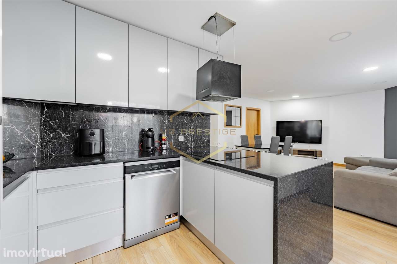 Apartamento T3 Venda em Póvoa de Varzim, Beiriz e Argivai,Póvoa de Var - Grande imagem: 3/26