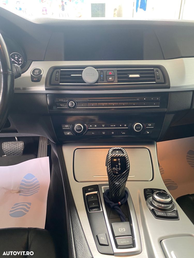 BMW Seria 5 520d xDrive - 7