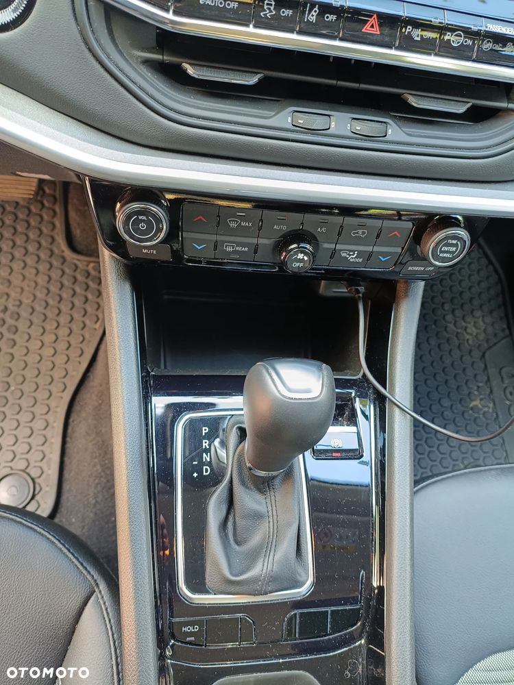 Jeep Compass 1.5 T4 mHEV Altitude FWD S&S DCT - 11