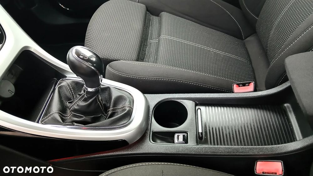 Opel Astra 1.4 T Sport - 12