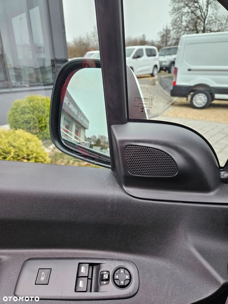 Opel COMBO 1.5CDTI 102KM - 13