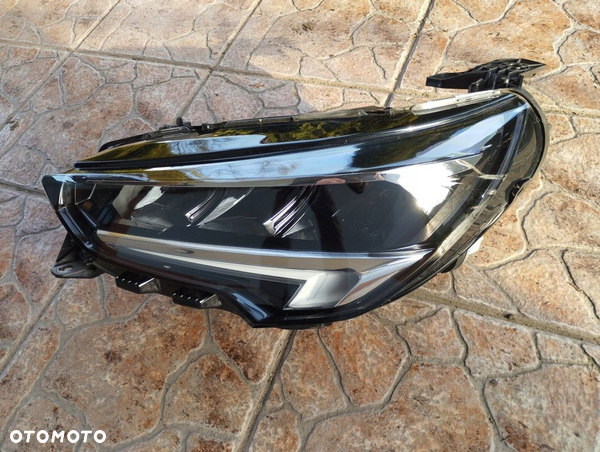 Lampa lewa Full LED Opel Corsa F 2019-2023 9829522780