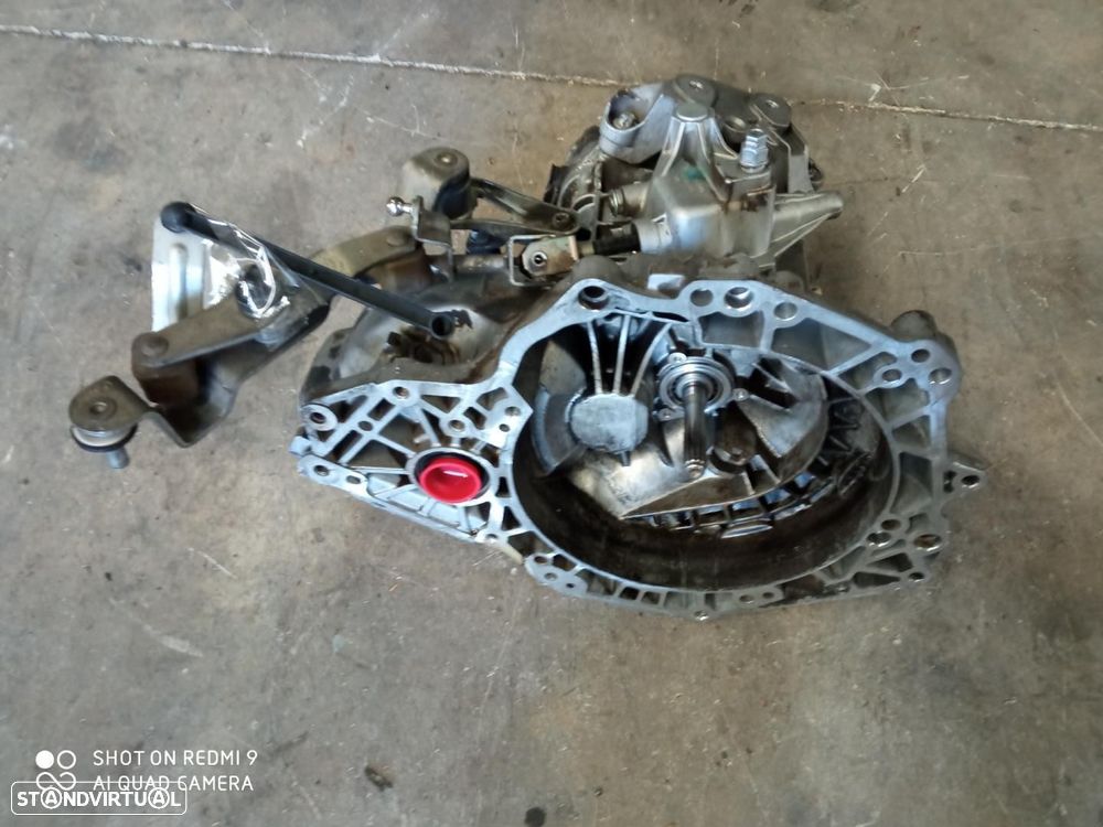 CAIXA DE VELOCIDADES OPEL CORSA C - 1
