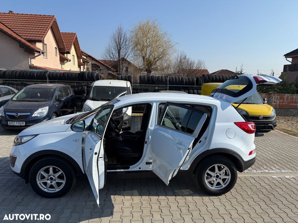 Kia Sportage 1.7 DSL MT 4x2 PREMIUM - 16